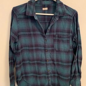 Green/black hollister flannel!!